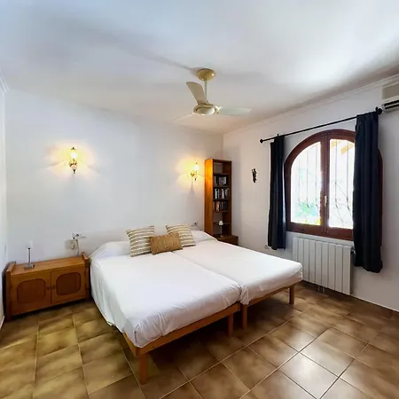 Marquesa Mu By Carlosferien 德尼亚